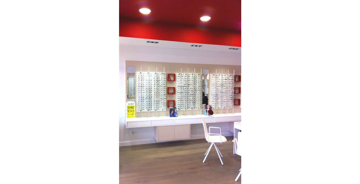 Conception d'un magasin d'optique.