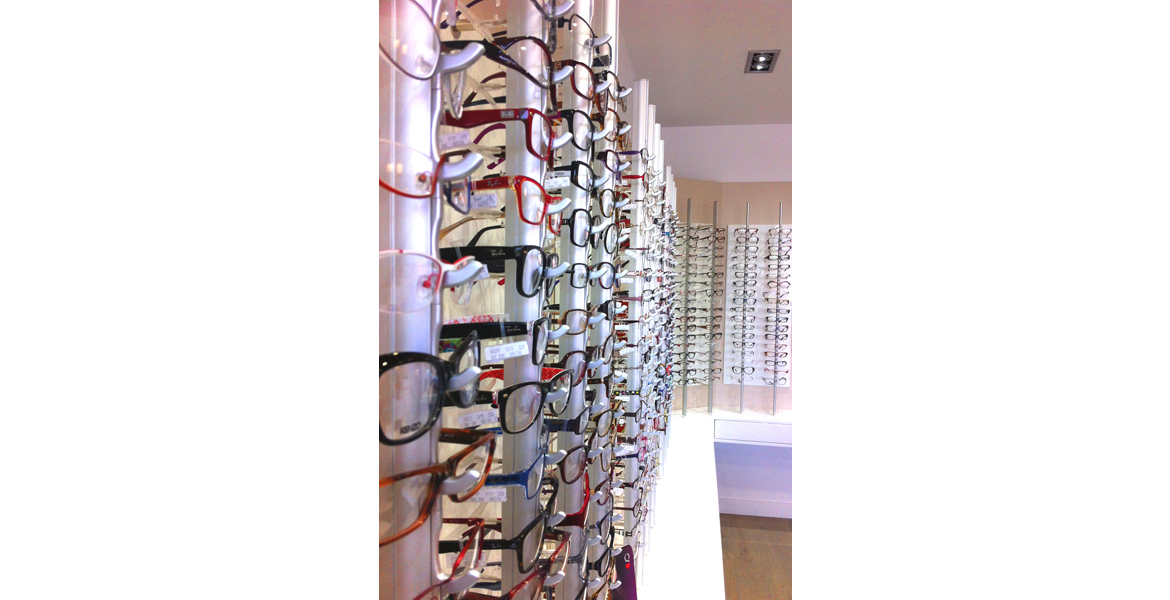 Conception d'un magasin d'optique.
