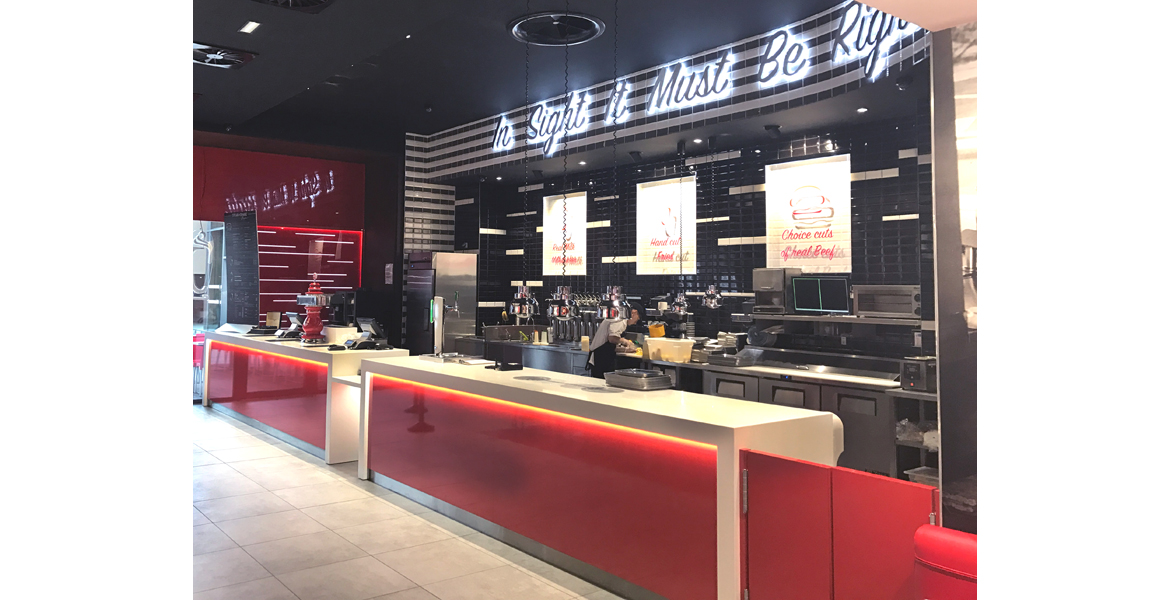 Conception et réalisation d'un restaurant de la franchise Steak'N Shake