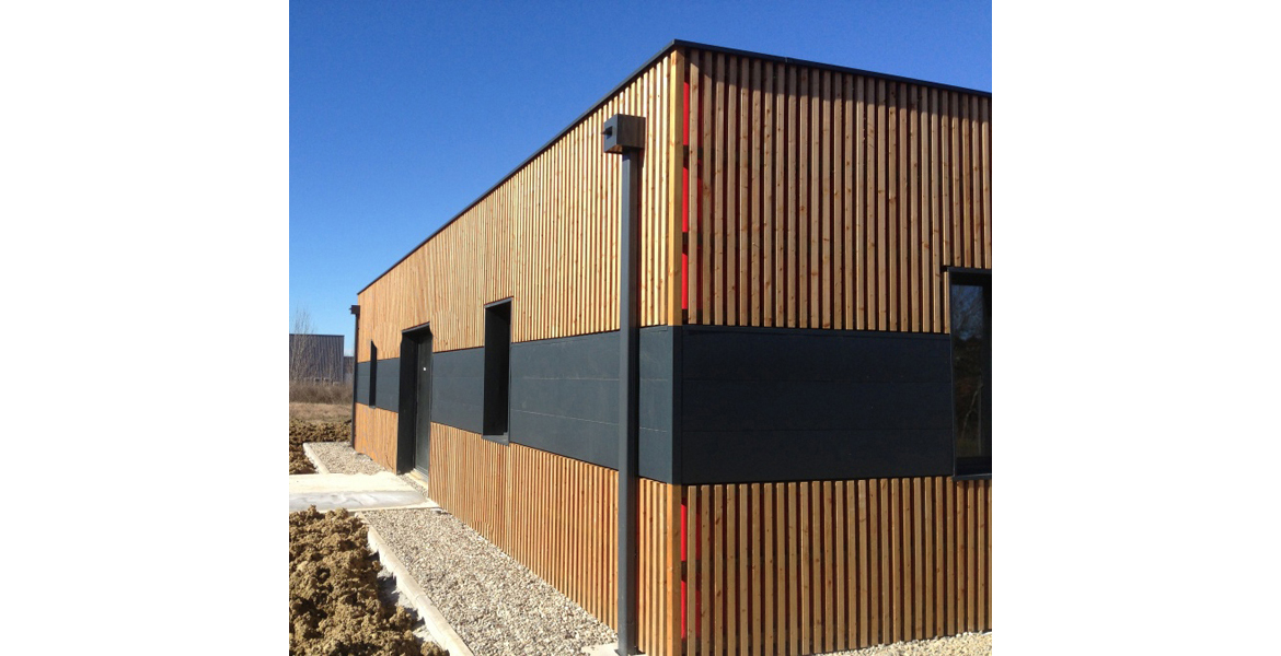 Construction d'un bâtiment de bureau en ossature bois.