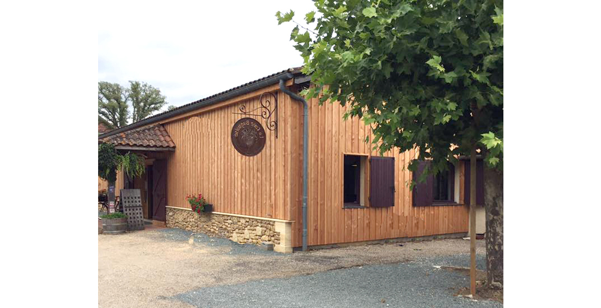 Extension d'un bâtiment d'activité pour le négociant en vin Julien de Savignac
