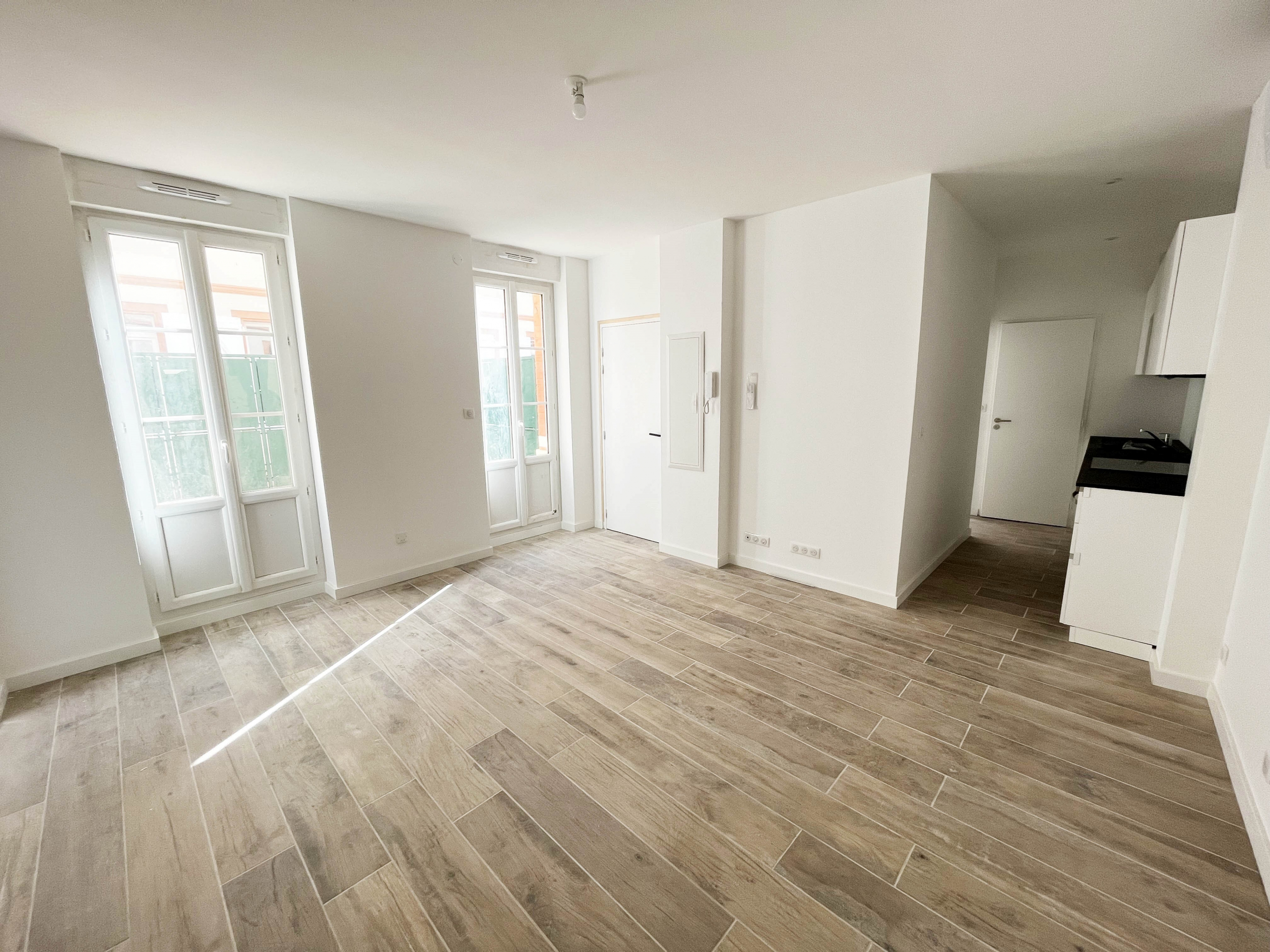 Rénovation complète d'un ensemble immobilier pour la création de 12 logements. Rue Colonne - Toulouse.